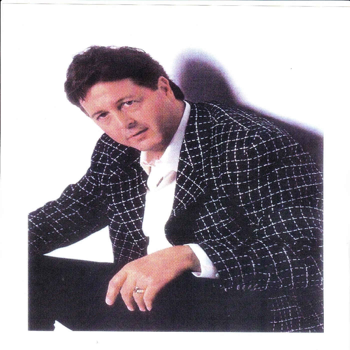 Chris Chandlerの情報まとめ OKMusic 全ての音楽情報がここに