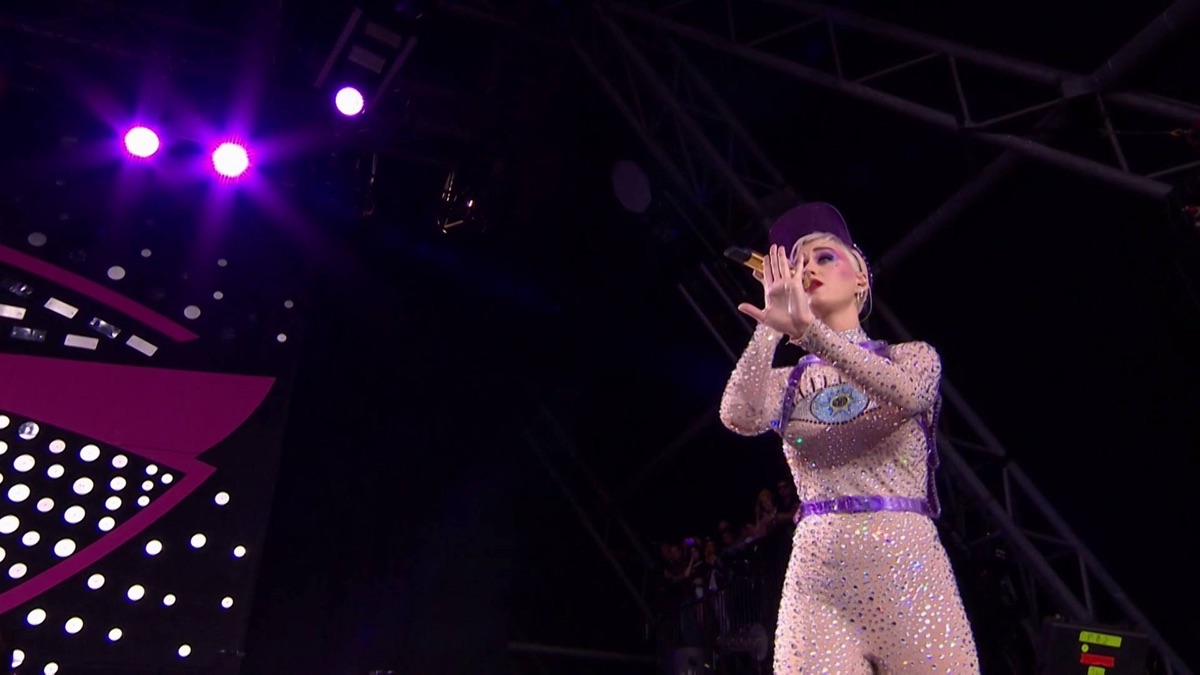 Katy Perry - Live At Glastonbury | Apple TV