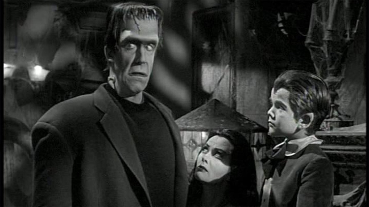 Walk On the Mild Side - The Munsters (Season 1, Episode 3) | Apple TV