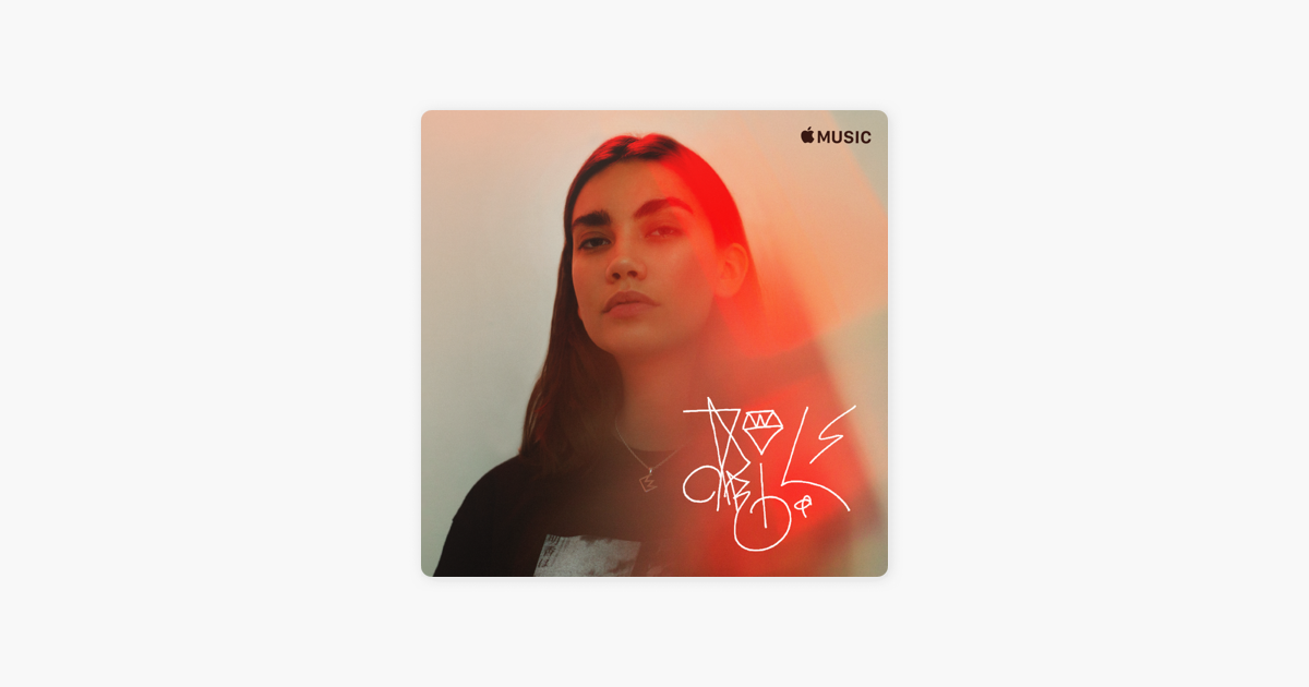 Карина Истомина Apple Music