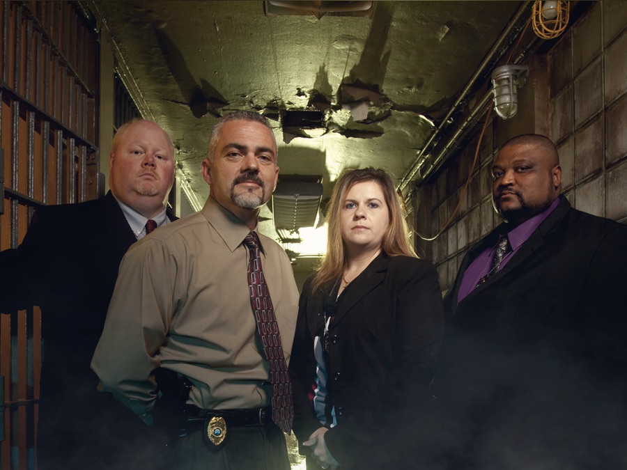 the-squad-prison-police-apple-tv-uk