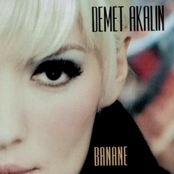 Demet Akalın - Aşkın Açamadığı Kapı