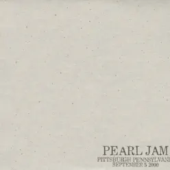 Pittsburgh, PA 5-September-2000 (Live) - Pearl Jam