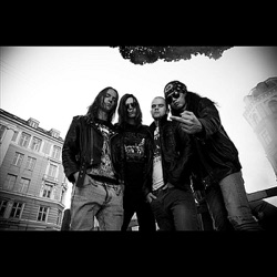 Tantara - Trapped in Bodies