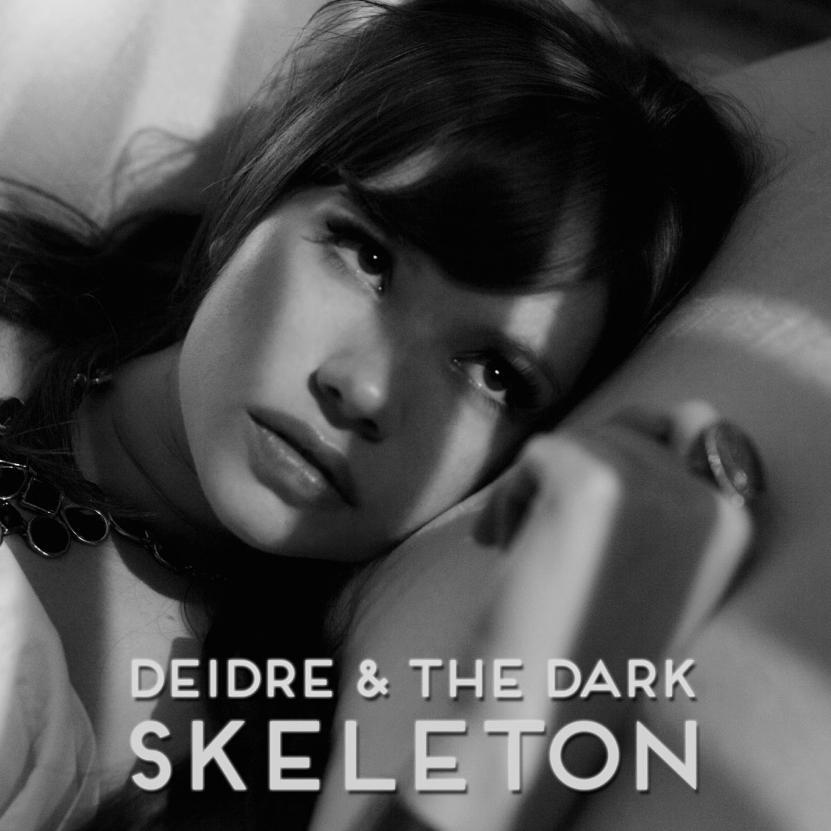 Темнее слушать. Deidre & the Dark. Дейдра я хочу быть с тобой. Lesen Dark слушать онлайн бесплатно.