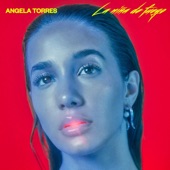 Angela Torres - Flotando