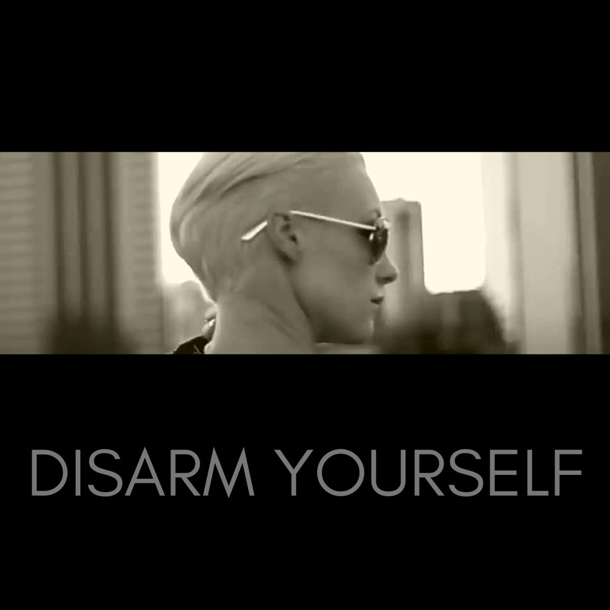 Emma Hewitt Disarm yourself перевод. Emma Hewitt these Days are ours перевод.