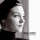 Give Me a Kiss (feat. Bent Fabric) - Emilie Schiøtt