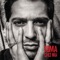 Sur la lune - Toma lyrics