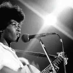 Performance Classics: Steppin' Out (Live) - Joan Armatrading