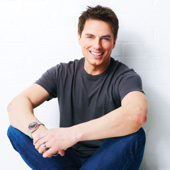 John Barrowman - Bridge Over Troubled Water Lyrics