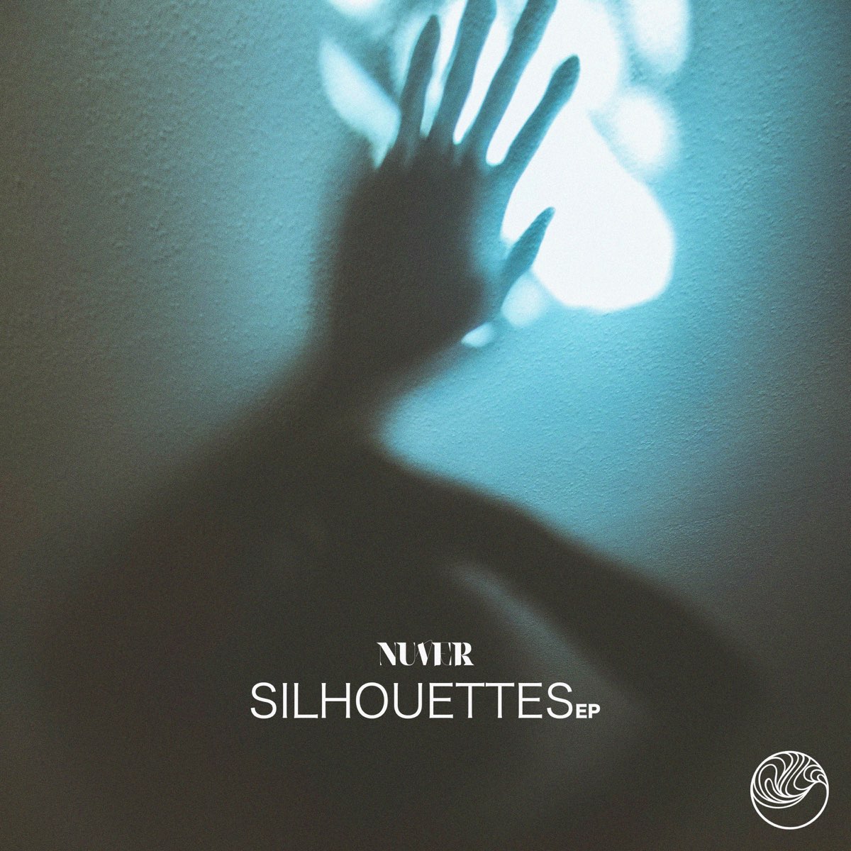 Apple Music에서 감상하는 Nuver의 Silhouettes - EP Nuver의 Silhouettes - EP