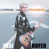 Yasi Hofer - City of Green Fields