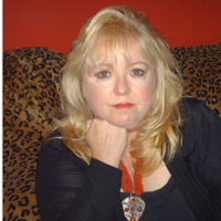 Divine Feminine Encoded with Gloria Amendola