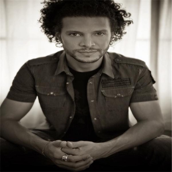 The Justin Guarini Show