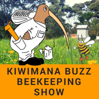 Karen Bean - Off grid beekeeper and blogger extraordinaire - KM036