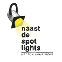 Naast De Spotlights - Oscar Kraal