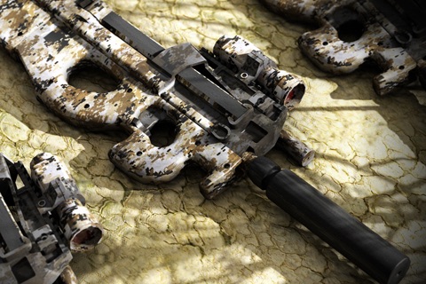 FN P90 3D lite - GunClub Edition screenshot-3