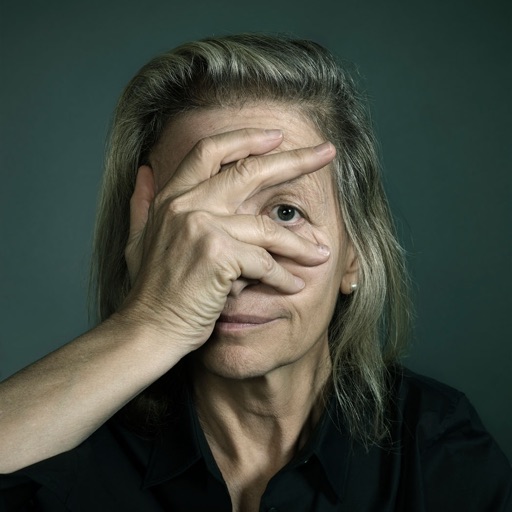 App for Annie Leibovitz: 200 Selected Celebrity Portraits