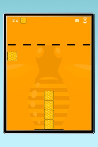 A funny Bee Tower Game - Free screenshot 3
