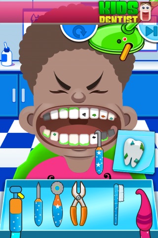 Kids Dentist - Things Get A Little Crazy At The Celebrity Office screenshot 3