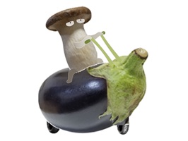 実写版ステッカー。愛車NASU400に乗った野菜族初代総長エリンギとその野菜仲間たちが活躍します。