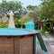 Piscine Bois - Projet Interactif vous permet de placer une piscine virtuelle de sa naturelle taille dans votre jardin ou patio