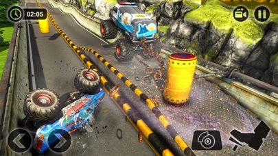 Chained Monster Truck Racing screenshot 2