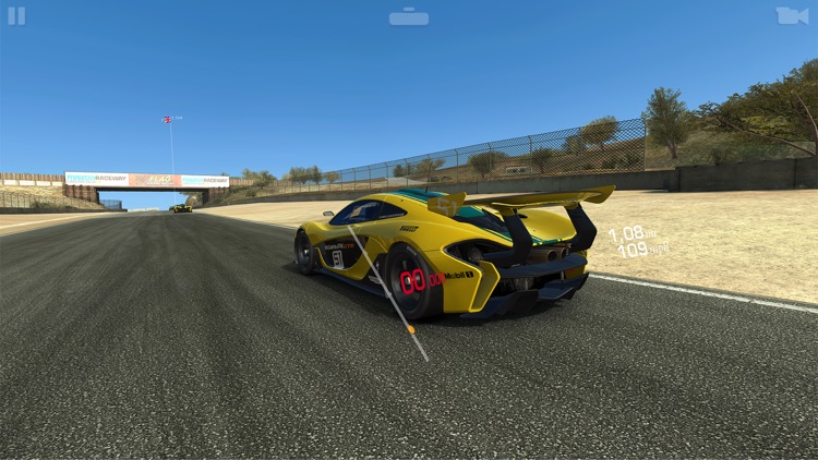 Real Racing 3 screenshot-3