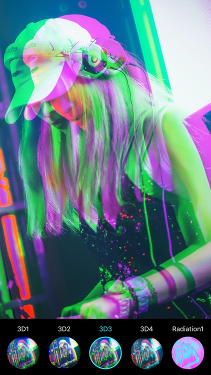 Glitch Artist-Retouch&3D Photo screenshot-3