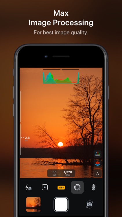 Camera M