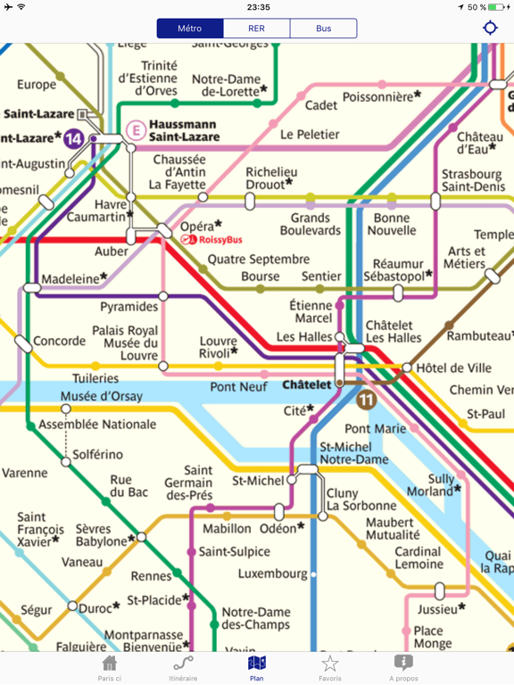 Paris ci la sortie du Métro Paris ci la sortie du Métro