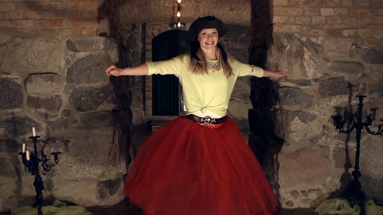 Kids Dance with Pirate Sessa in the Dungeon
