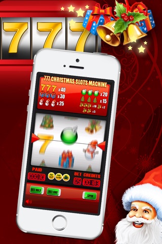 777 Christmas Slots Machine - Mega Holiday Fun Casino Game (Free) screenshot 3