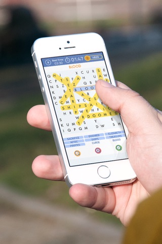 Wordzzle Pro - Hollywood Movies (WordSearch Puzzles) screenshot 3