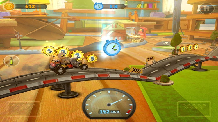 Small & Furious: Challenge the Crazy Crash Test Dummies in an Endless Race