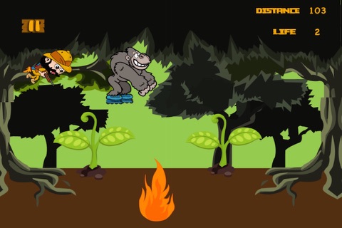 Run Fast Gorilla Run - Rollerblades Rider Dash Adventure screenshot 2
