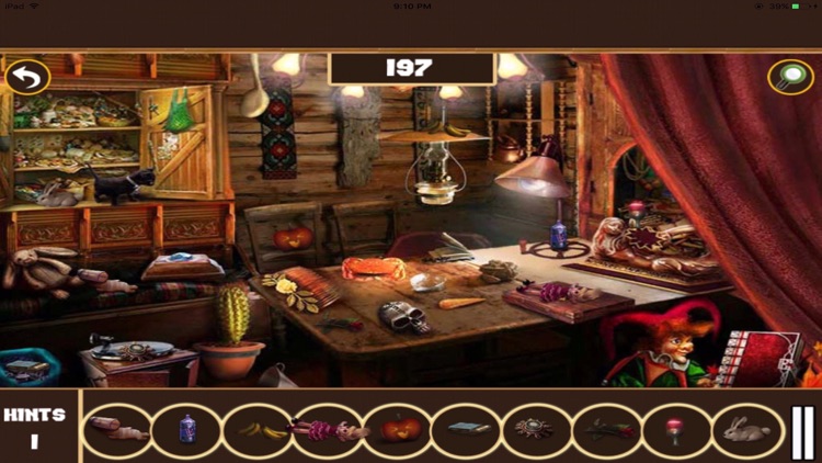 Detective in House Hidden Objects