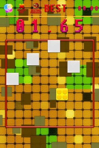 Action White Tile Escape Watch Where You Step screenshot 2
