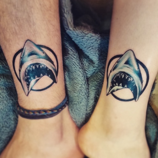 20 matching sun and moon tattoos for best friends and couples - Tuko.co.ke