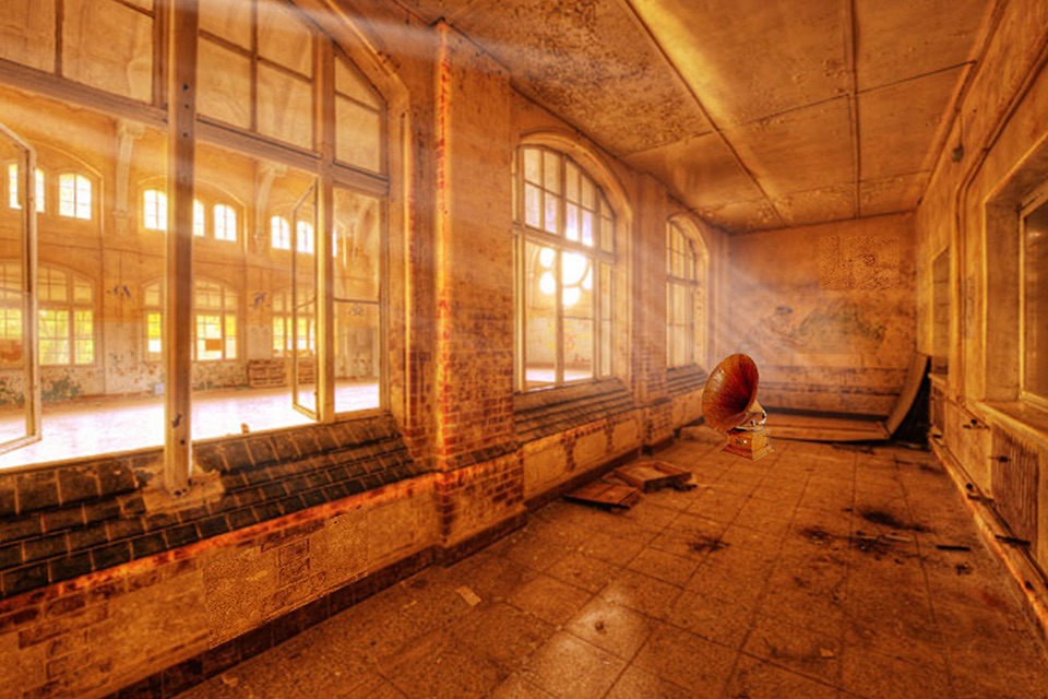 Abandoned Place Abducted Boy screenshot 3