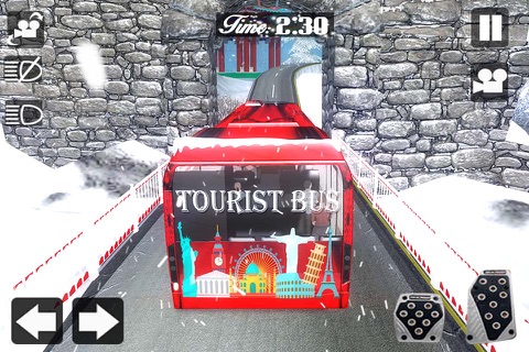 Winter Tourist Bus Snowy Hill screenshot 2