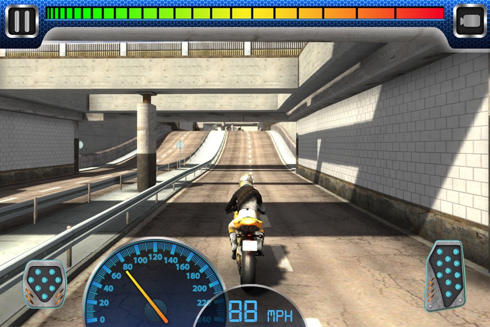 Bike Highway Challenge Free screenshot 2