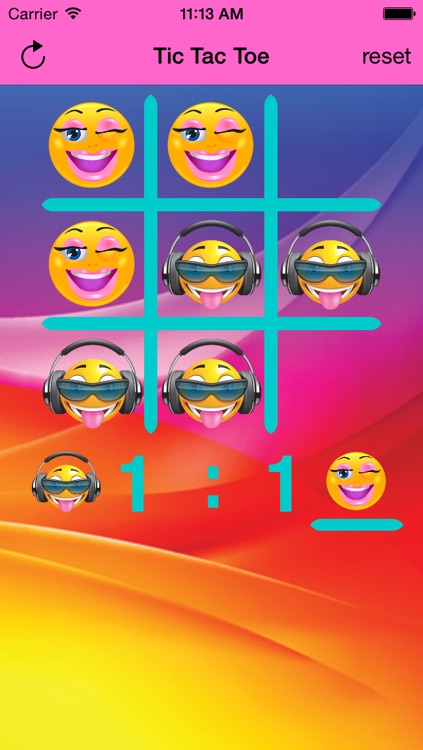 Smileys in Tic Tac Toe