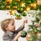 This app helps you create awesome looking Christmas pictures and share them with your friends and family via Facebook, Email and Twitter