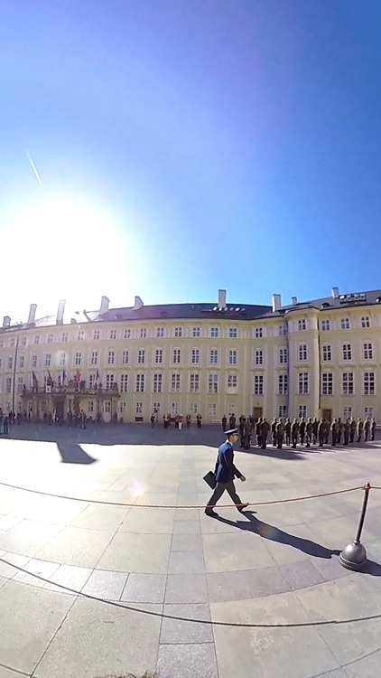 VR Prague City Walk - Virtual Reality 360 screenshot-3