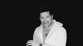 The Best Thing About Me Is You (feat. Joss Stone) Ricky Martin Latin Music Video 2011 New Songs Albums Artists Singles Videos Musicians Remixes Image