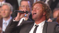 Bill & Gloria Gaither - He's Alive (feat. David Phelps & Gaither Vocal Band) [Live] artwork