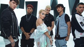 Como Así (feat. CNCO) Lali Pop in Spanish Music Video 2019 New Songs Albums Artists Singles Videos Musicians Remixes Image