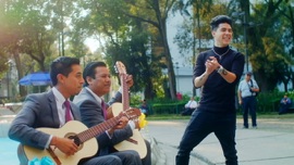 Buena Vibra Mario Bautista Pop in Spanish Music Video 2019 New Songs Albums Artists Singles Videos Musicians Remixes Image